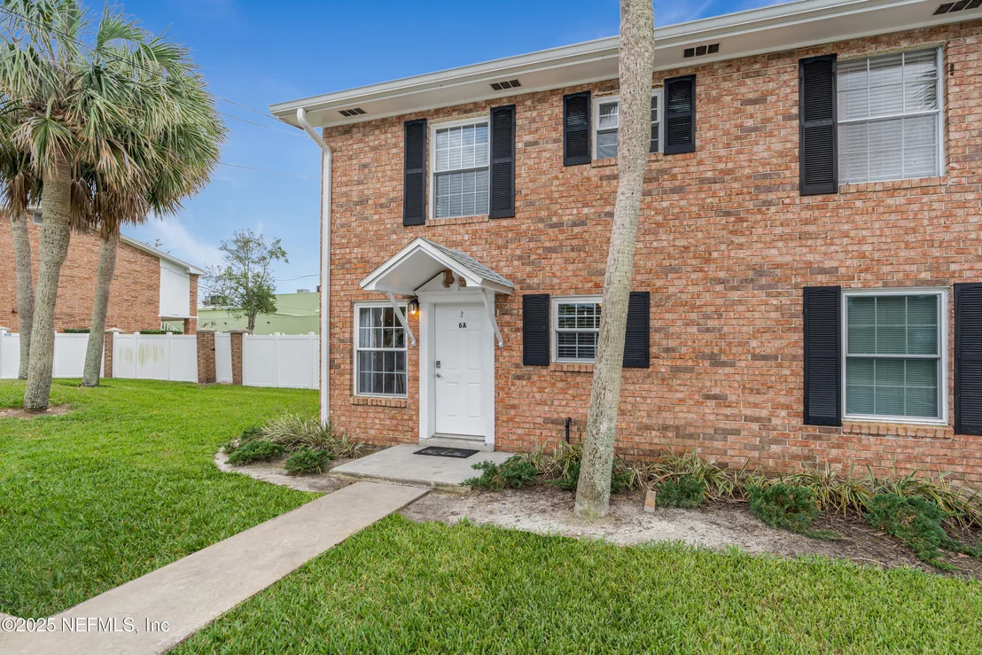Photo of Unit 6A at 405 FLAGLER Boulevard
