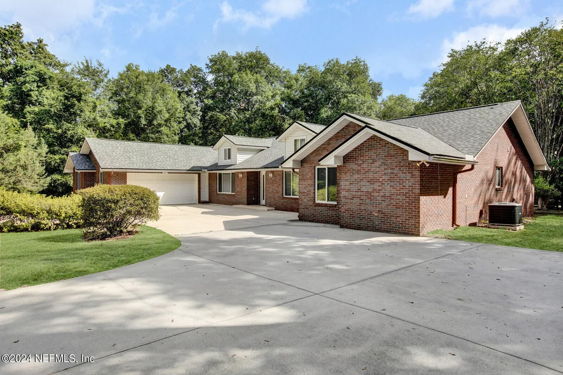 Photo of 2527 BEGONIA Drive