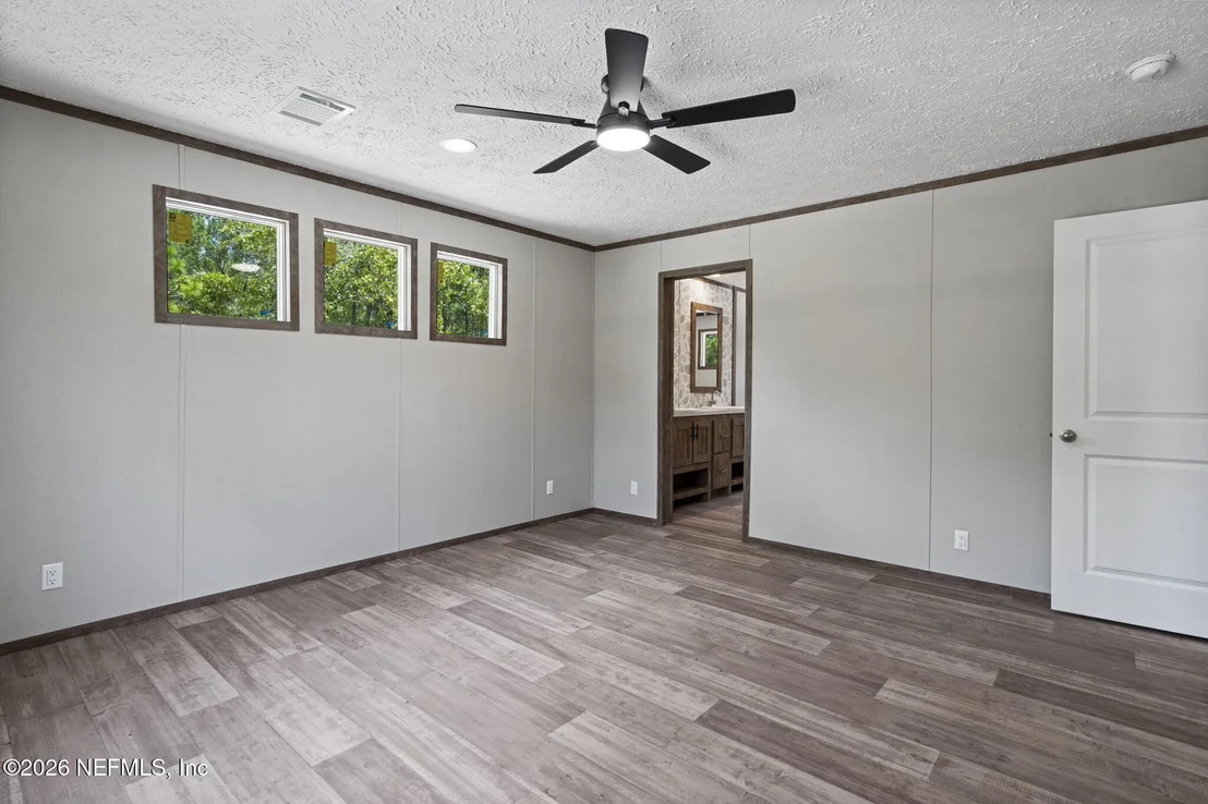 Photo of 7607 OAK FOREST Road