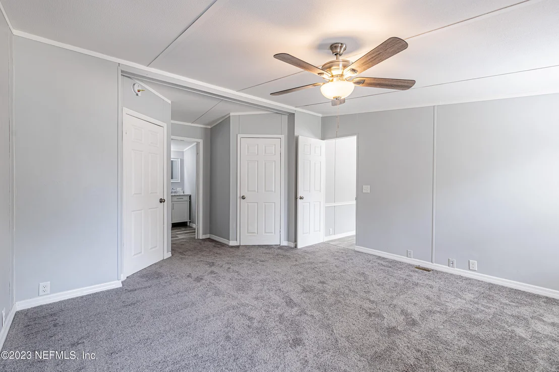Photo of 8377 STATE ROAD 100