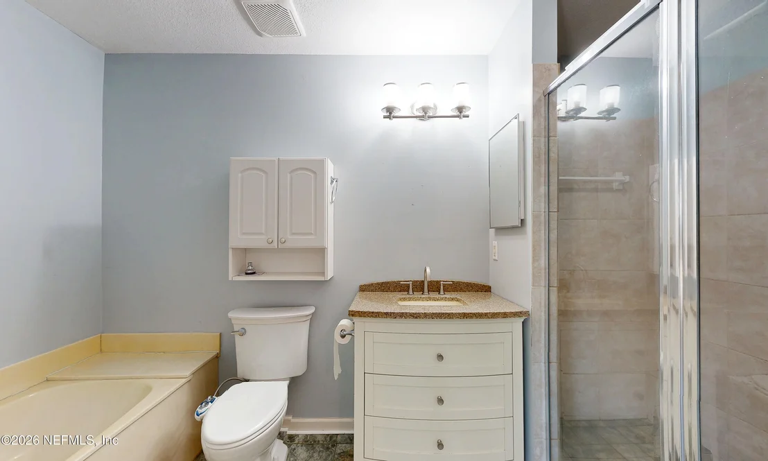 Photo of 55592 DEER RUN Road SE