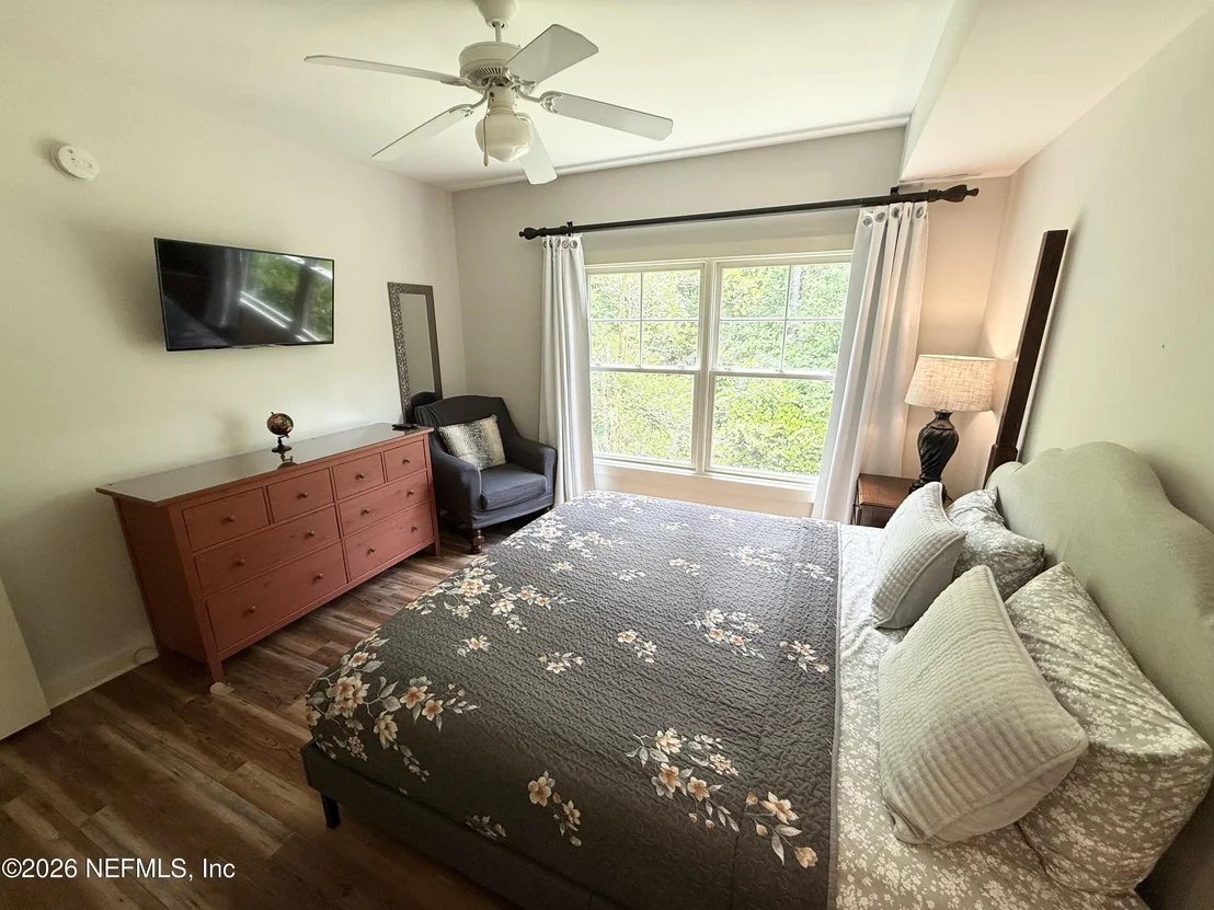 Photo of Unit 211 at 965 REGISTRY Boulevard