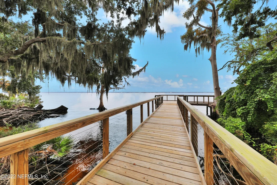 Photo of 114 PINE BEACH Drive