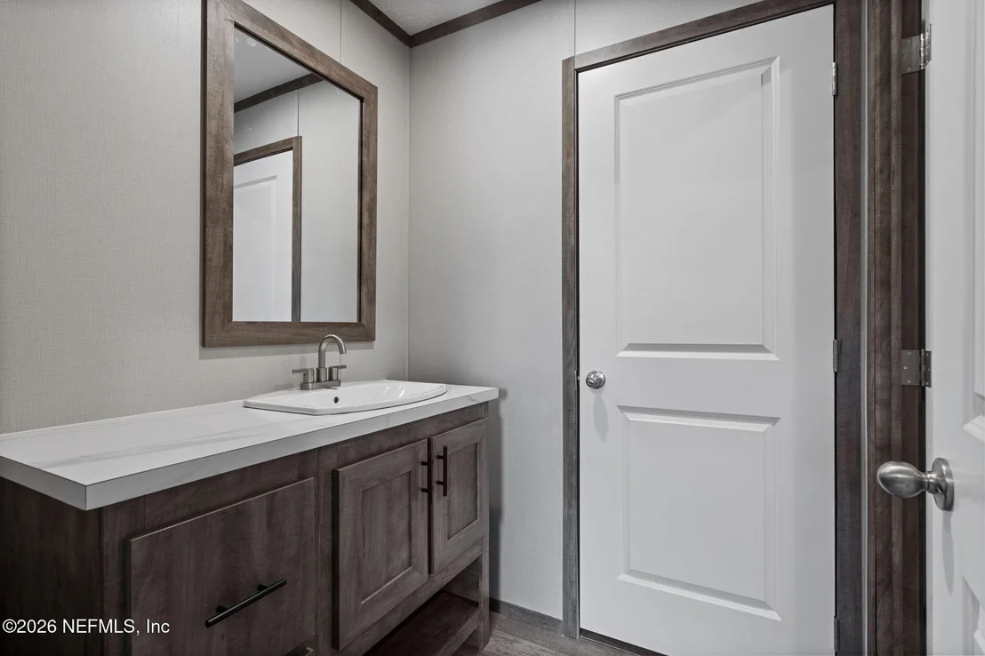 Photo of 7607 OAK FOREST Road