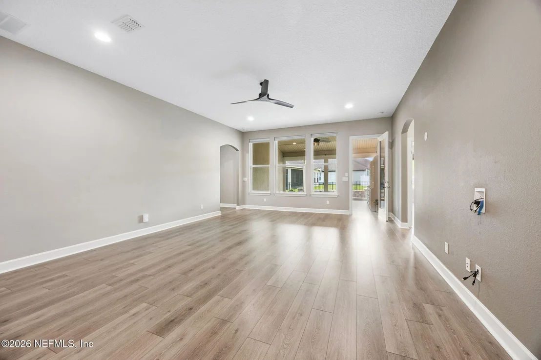 Photo of 1322 WARBLER Way