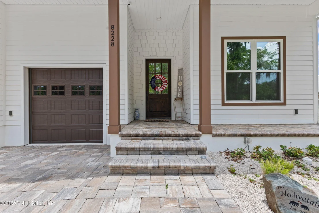 Photo of 8228 HALL Lane