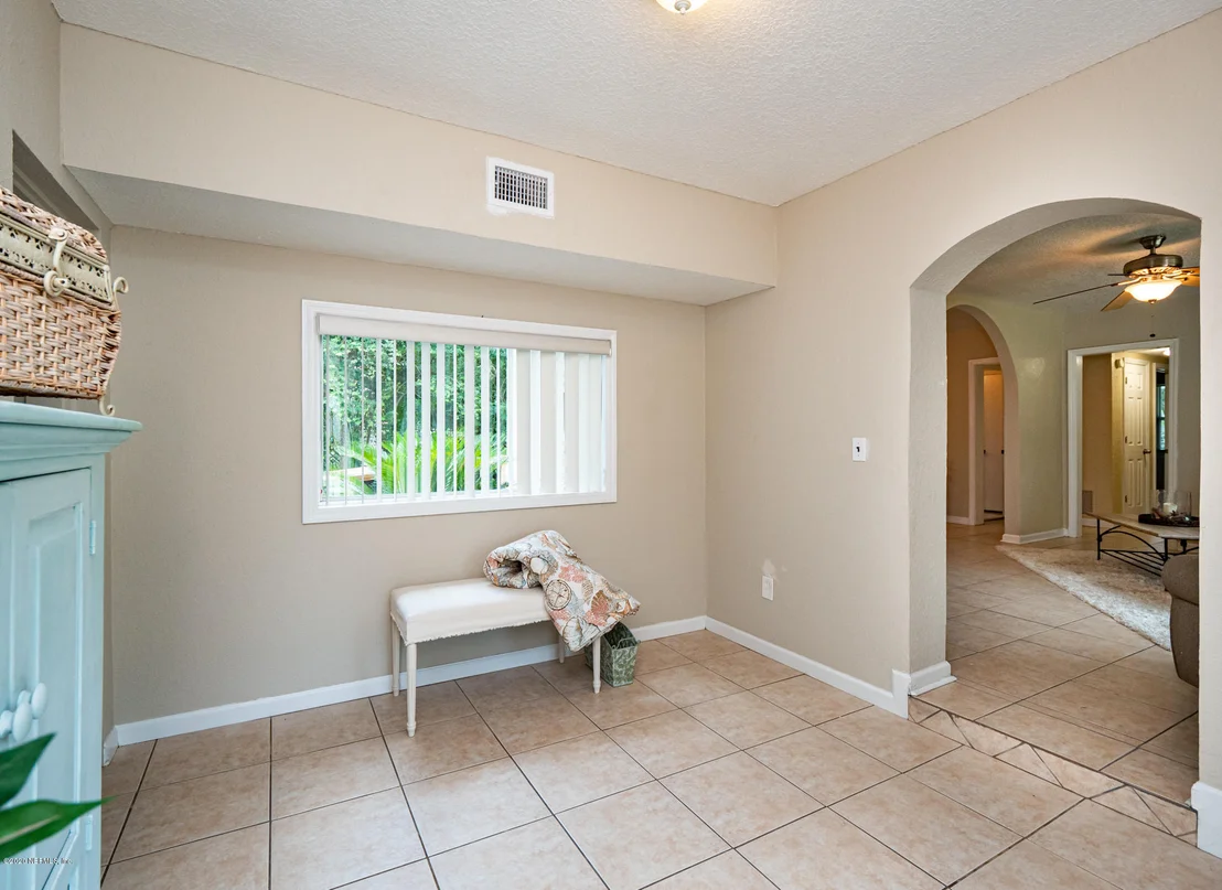 Photo of 430 GLYNLEA Road