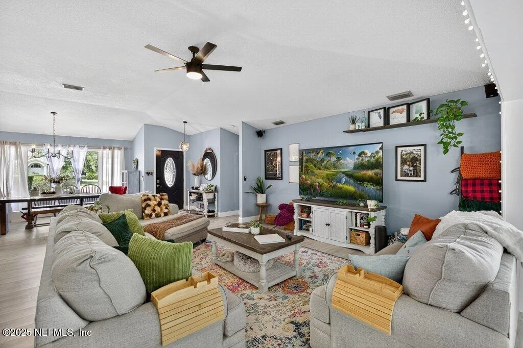Photo of 7 WINTERBERRY Place