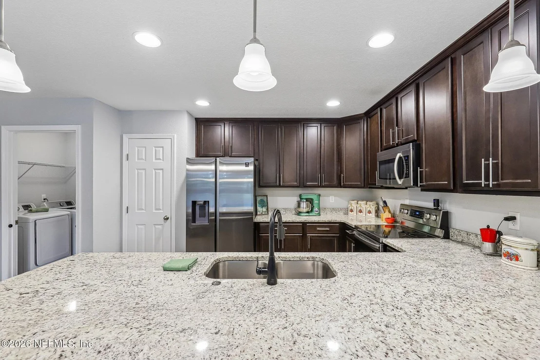 Photo of 1609 DERITO Drive