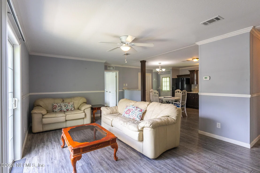 Photo of 156 LAKE MARGO Drive