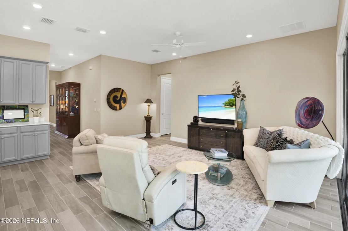 Photo of 86 WHEELWRIGHT Lane