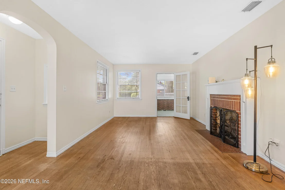Photo of 1603 PARRISH Place
