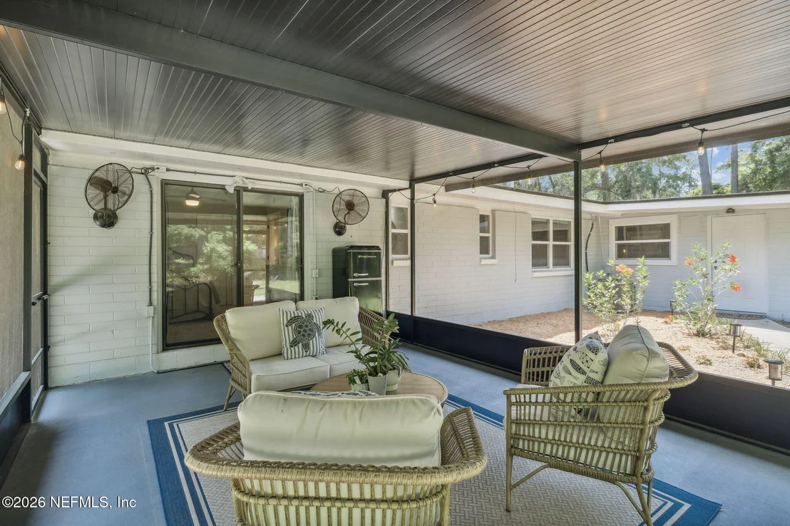 Photo of 13112 MANDARIN Road