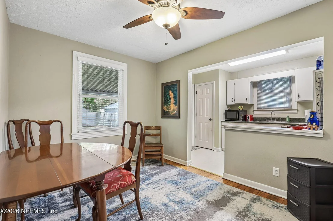 Photo of 4833 POST Street