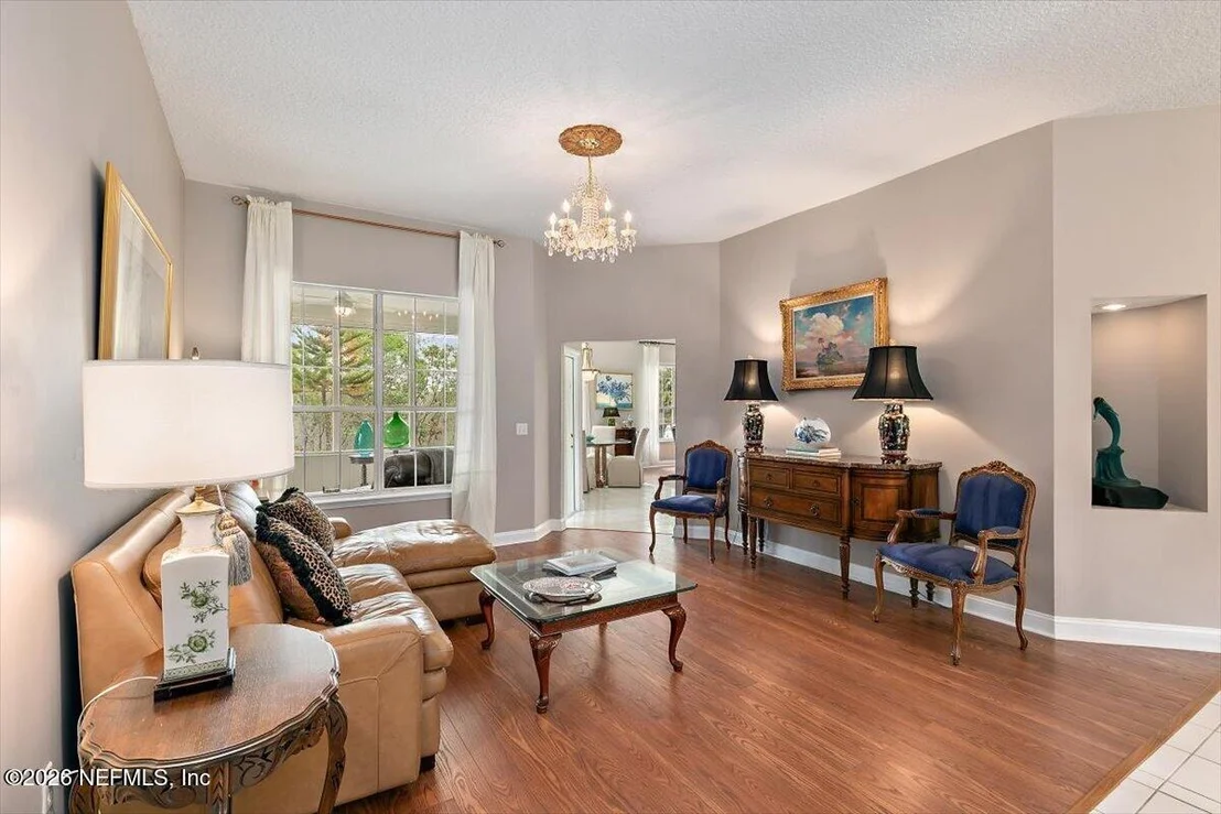 Photo of 113 OAK VIEW Circle