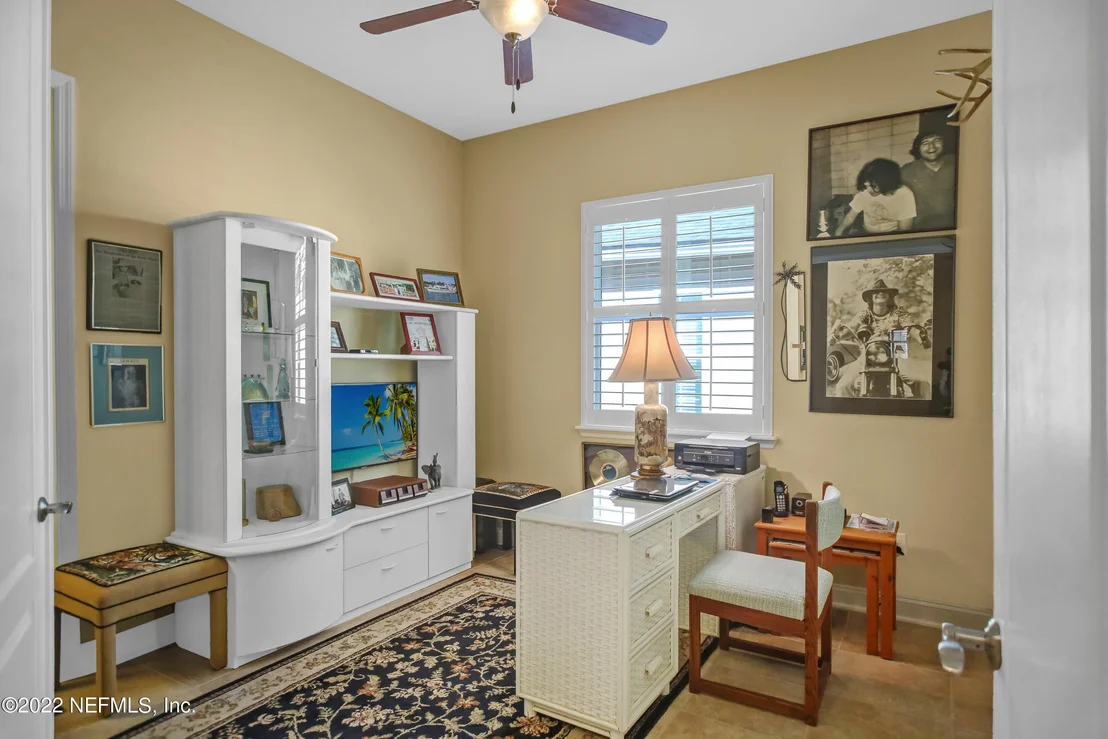 Photo of 1616 SUGAR LOAF Lane