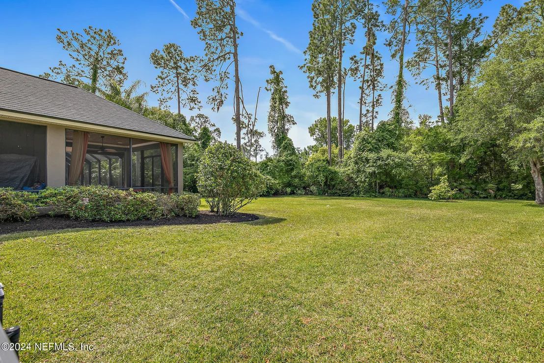 Photo of 329 SUMMERSET Drive