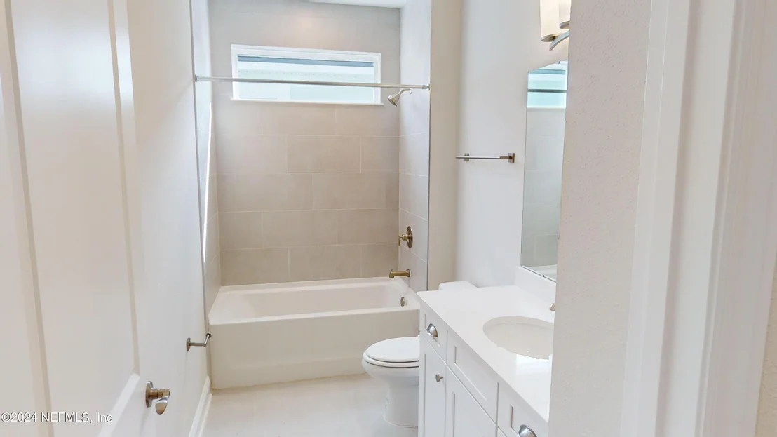 Photo of 112 HEDGEROW Street