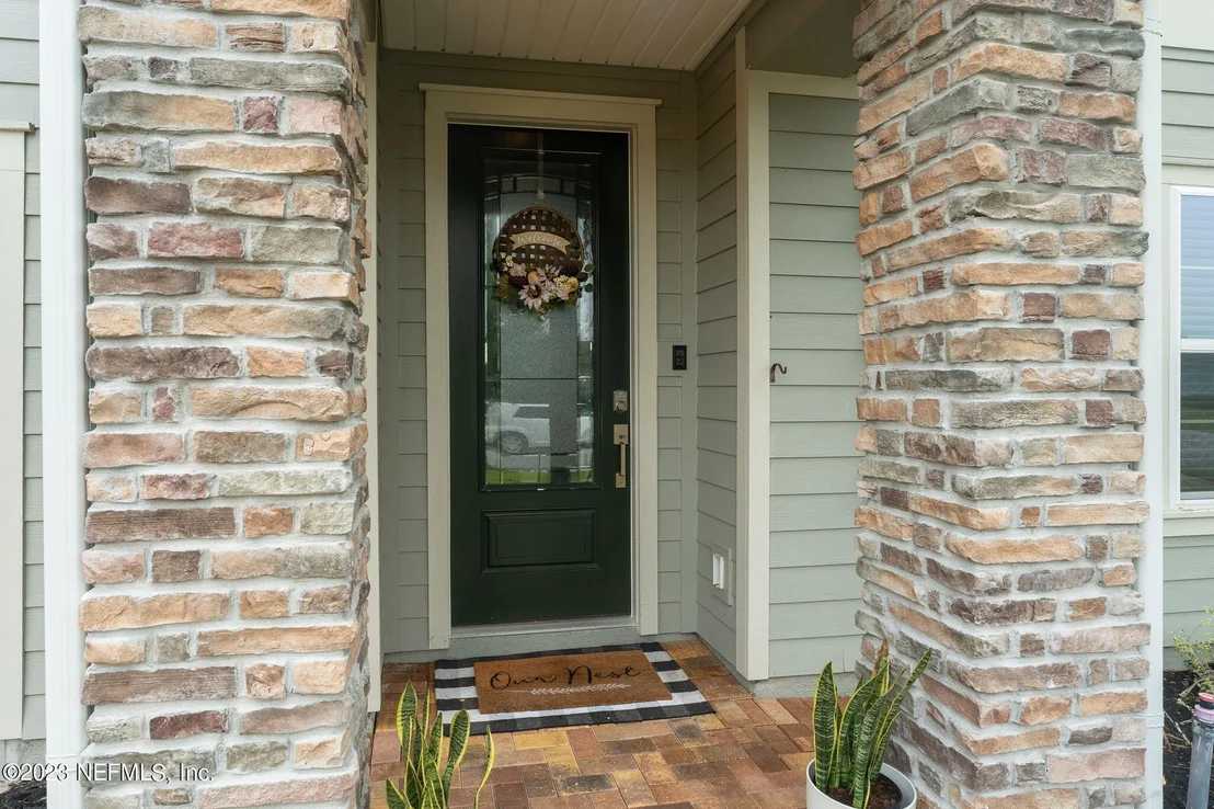 Photo of 43 LAUREL GATE Lane