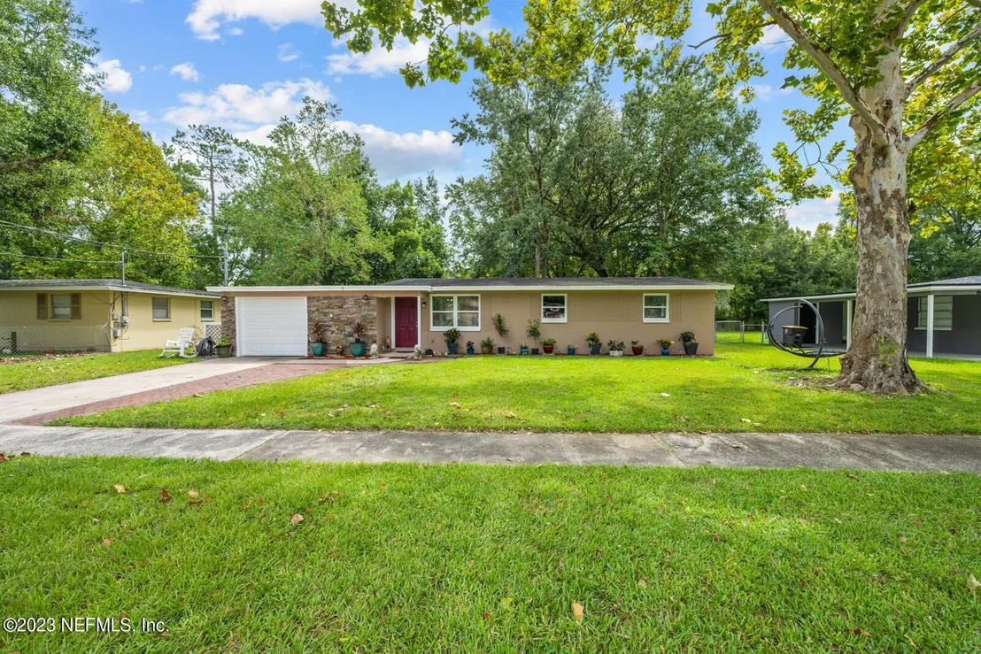 Photo of 6049 VERDES Road