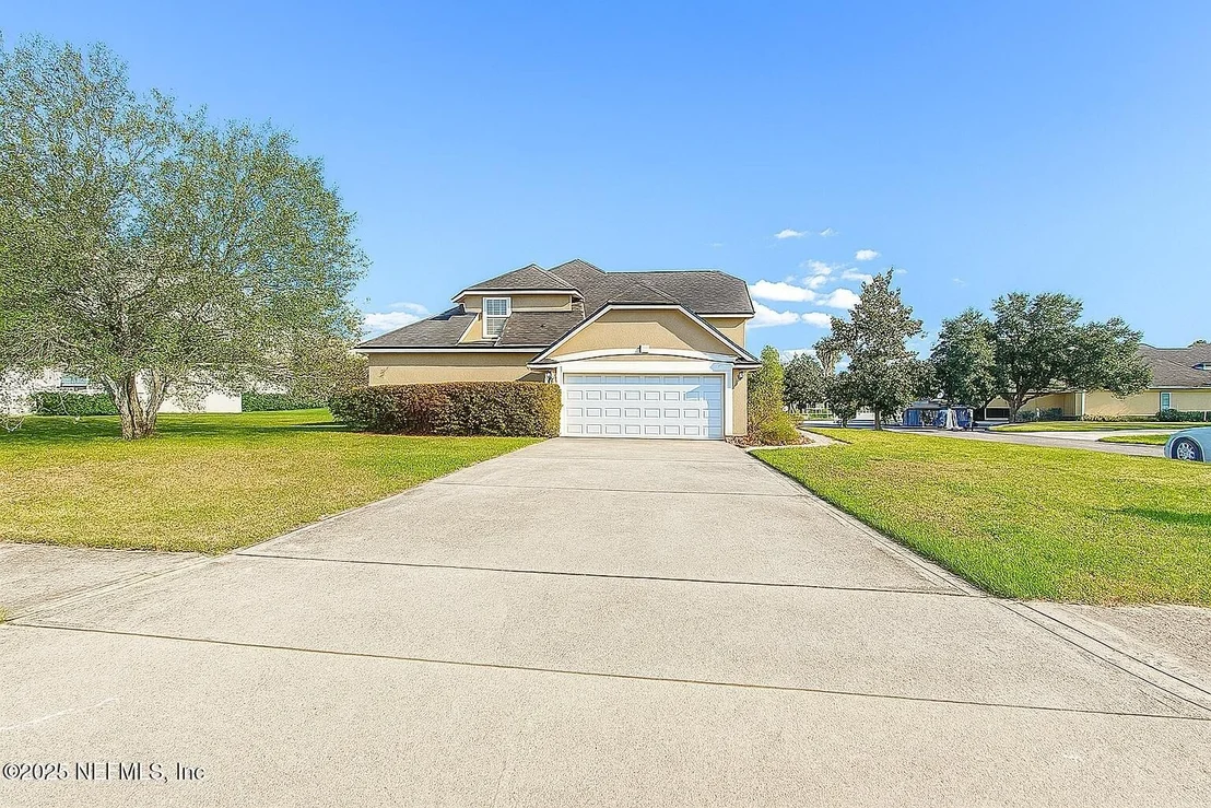 Photo of 1897 HICKORY TRACE Drive