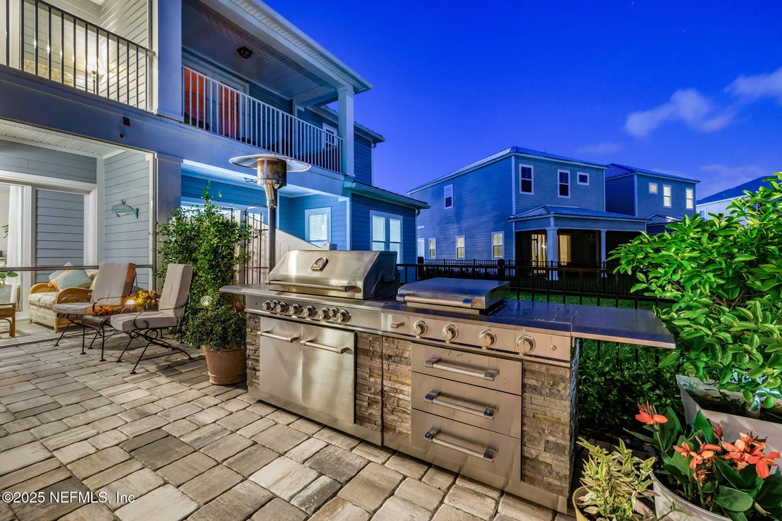 Photo of 560 RUM RUNNER Way