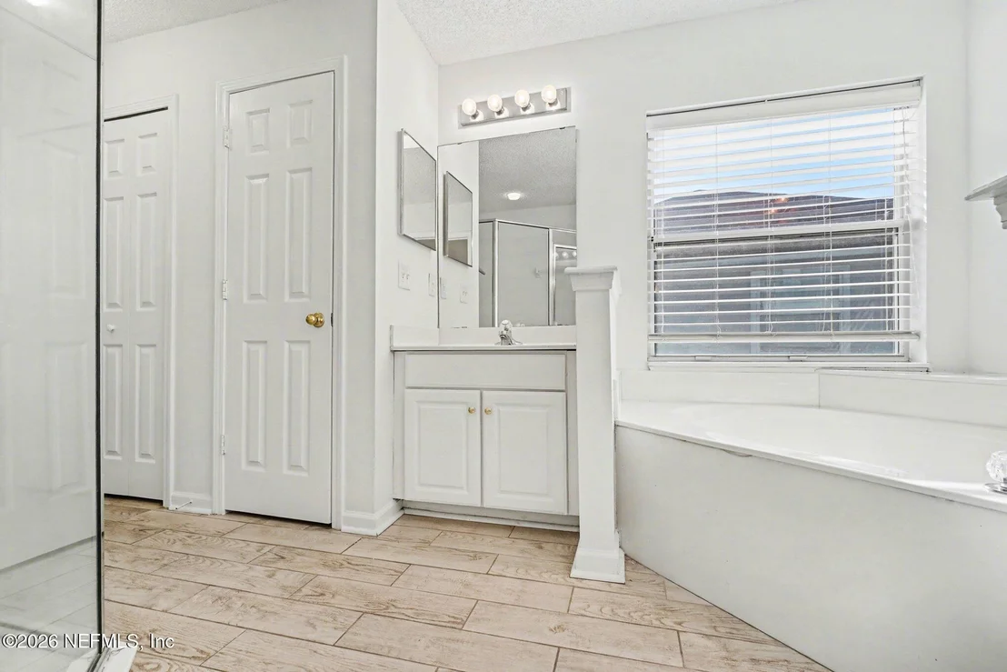 Photo of 1821 HEARTPINE Drive