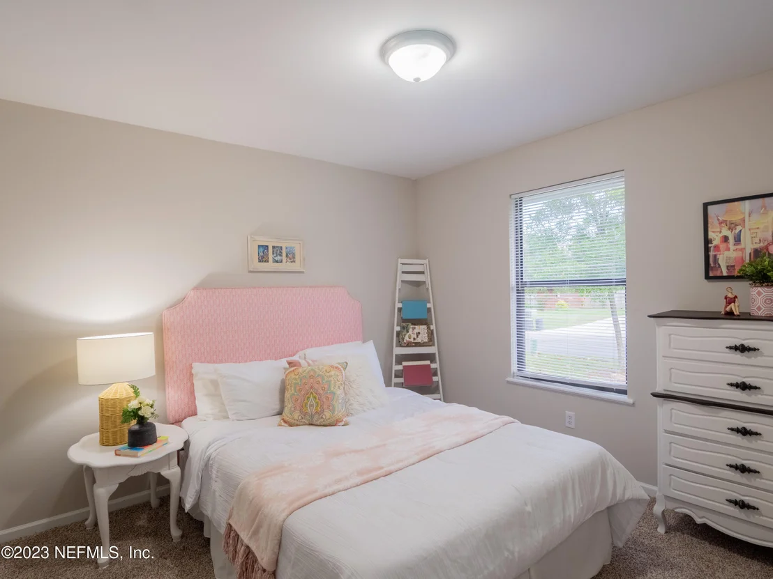 Photo of 2327 STONEBRIDGE Drive