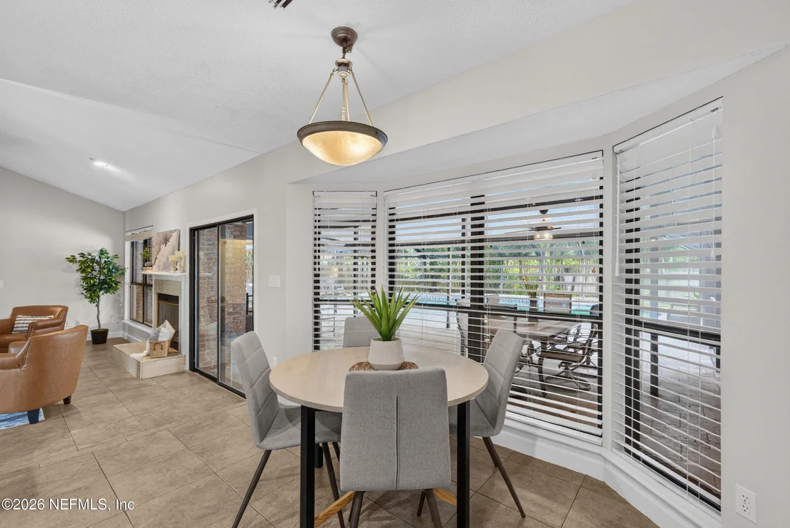 Photo of 3735 HELICON Drive