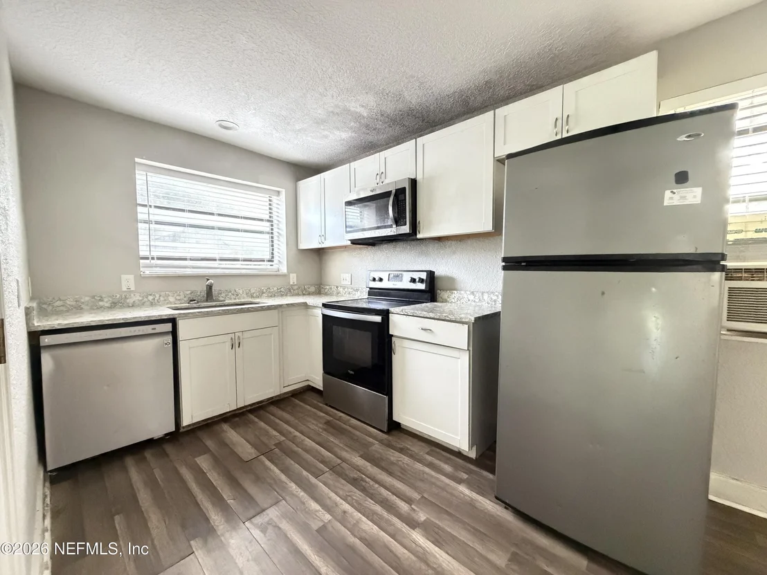 Photo of 4601 ANVERS Boulevard