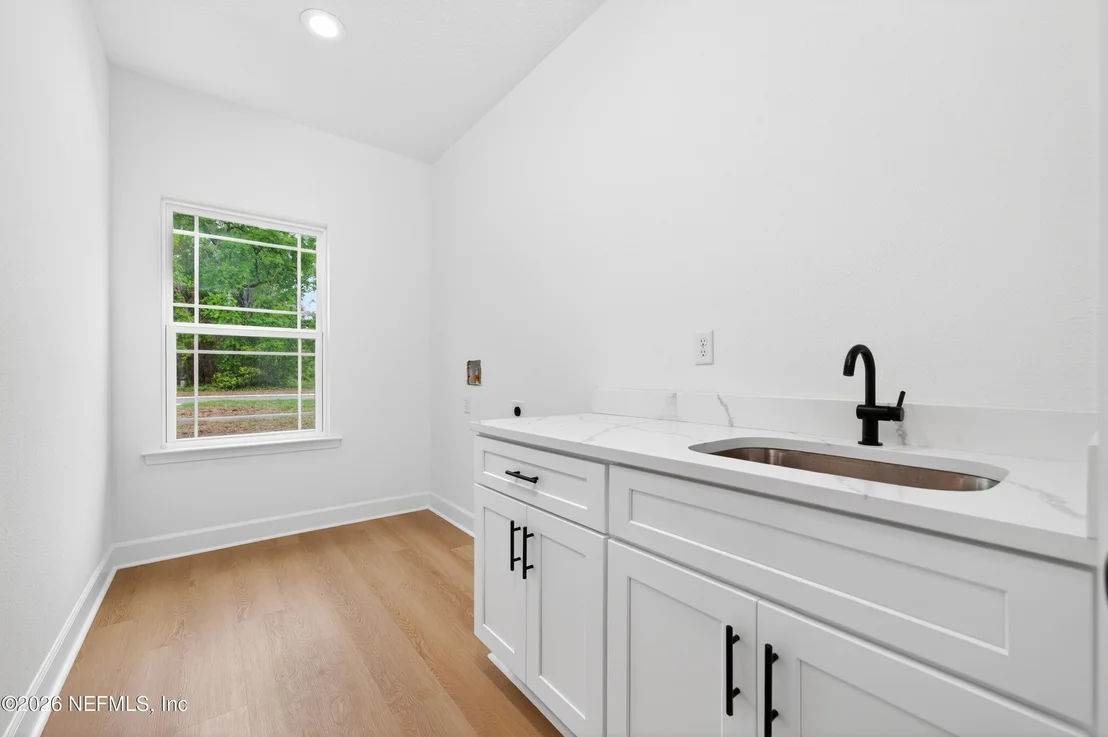 Photo of 161 CRESTVIEW Drive