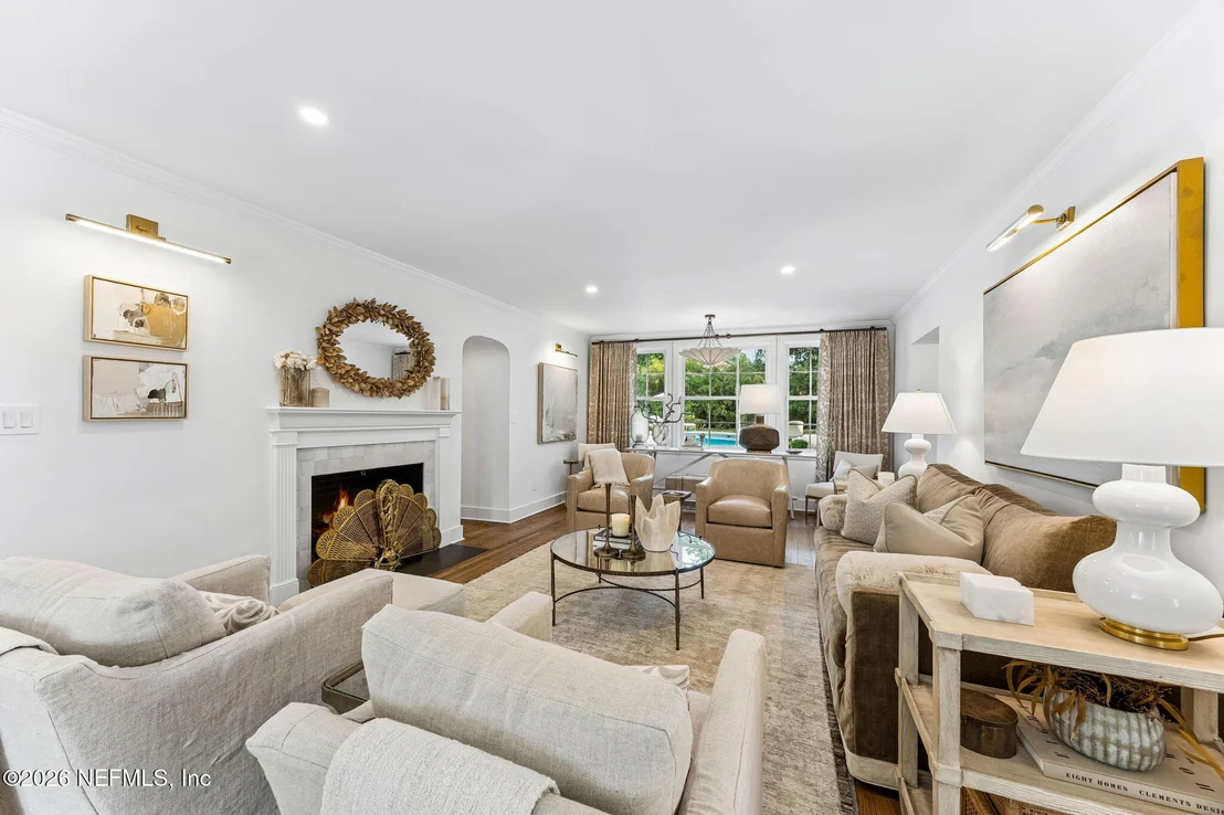 Photo of 944 ELDER Lane