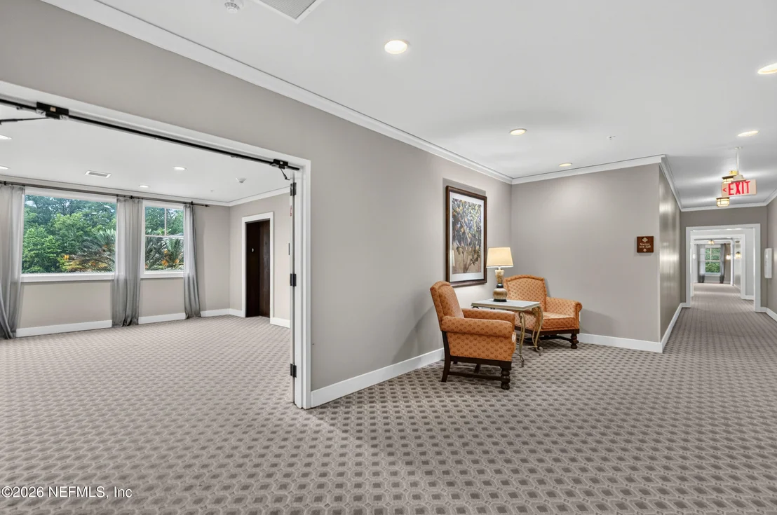 Photo of Unit 323 at 955 REGISTRY Boulevard
