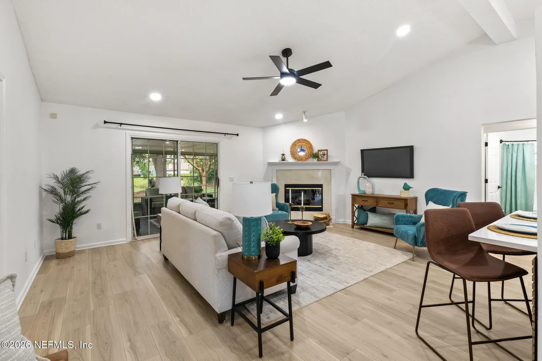 Photo of 12619 FISH HAWK Lane