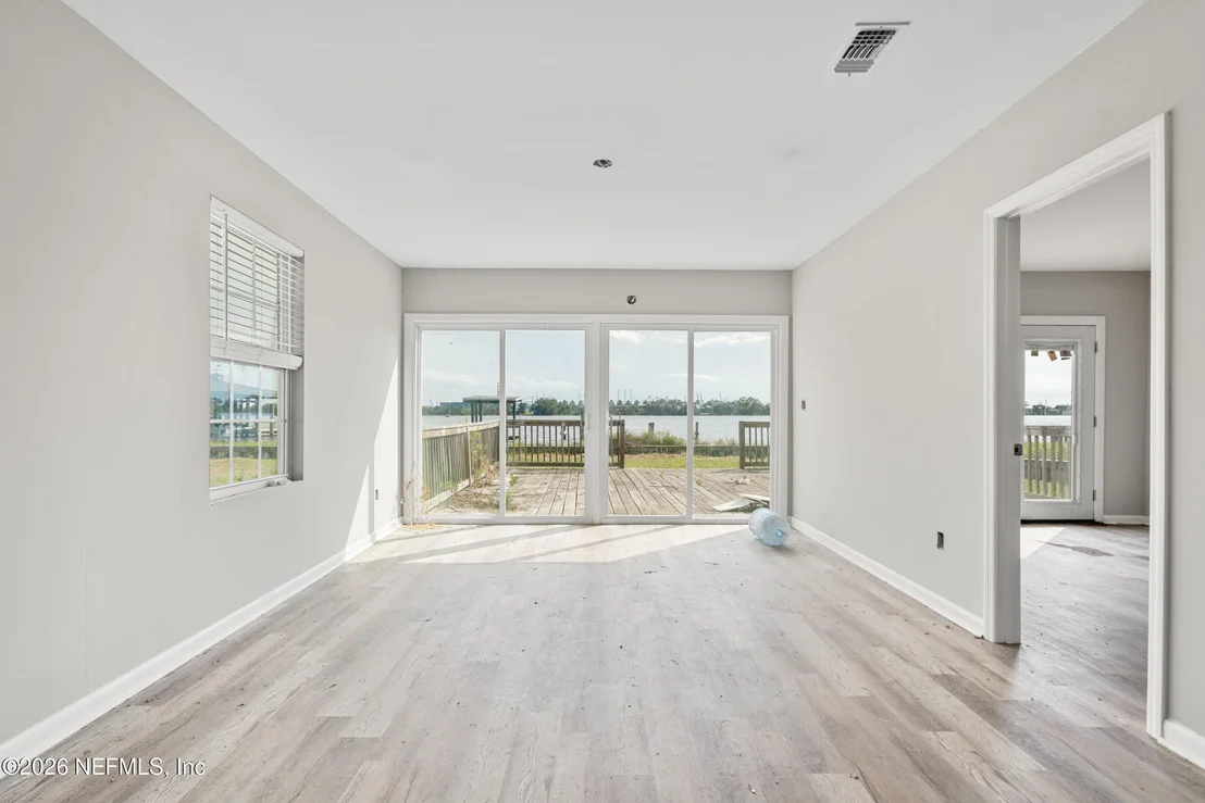 Photo of 5764 HECKSCHER Drive