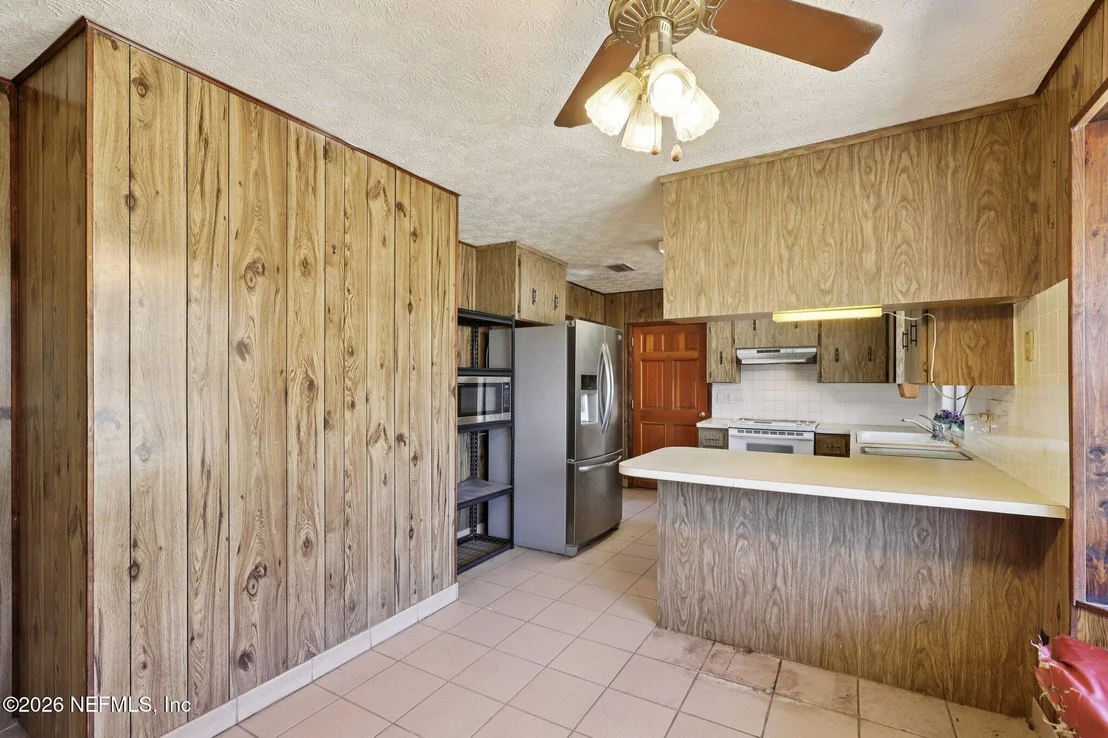 Photo of 54031 SHEFFIELD Road