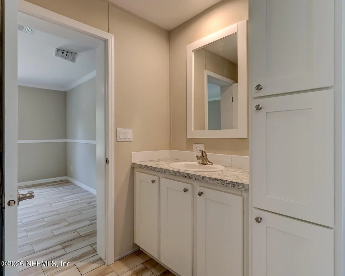 Photo of 11386 DEERWOOD Circle