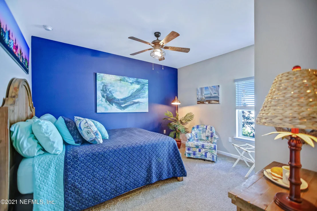 Photo of 19 GREENVIEW Lane