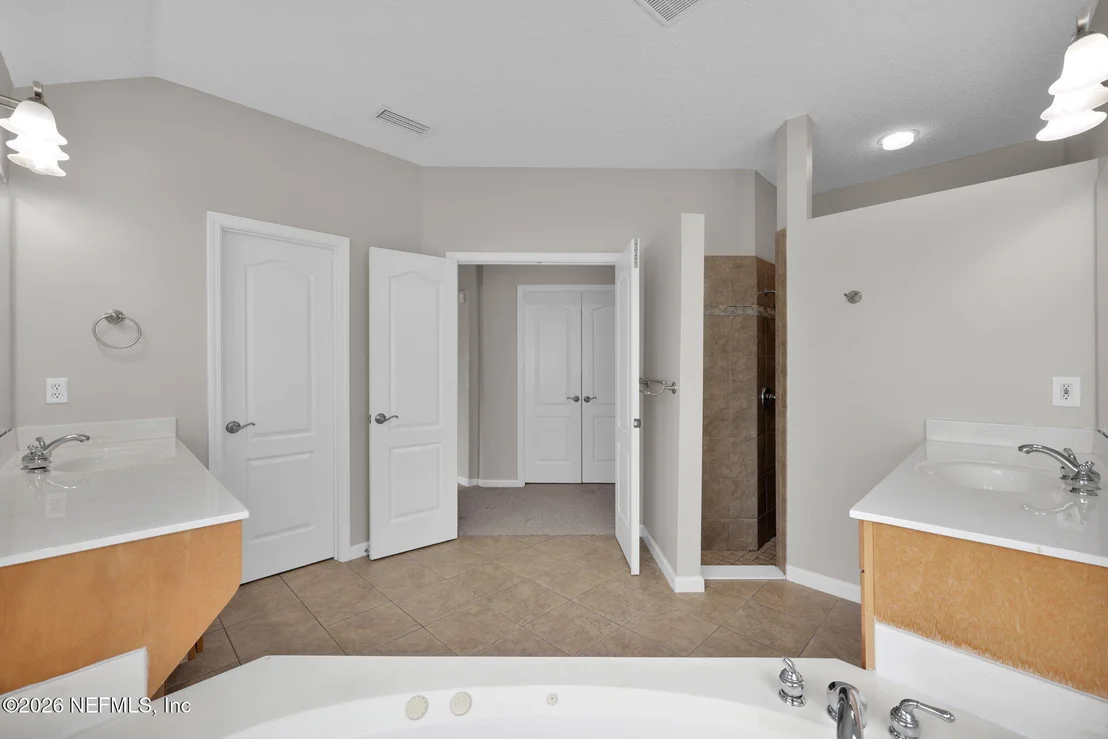 Photo of 879 SONGBIRD Drive