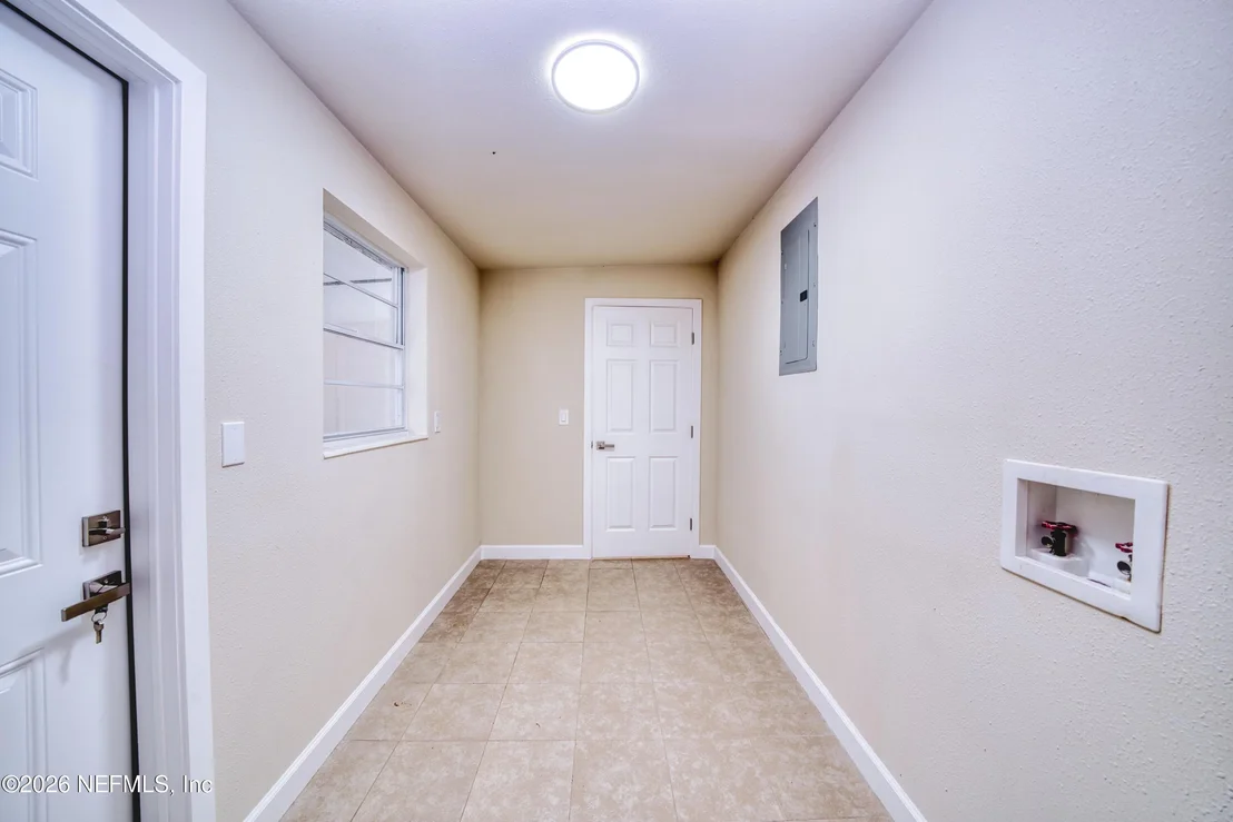 Photo of 2517 PALM Avenue