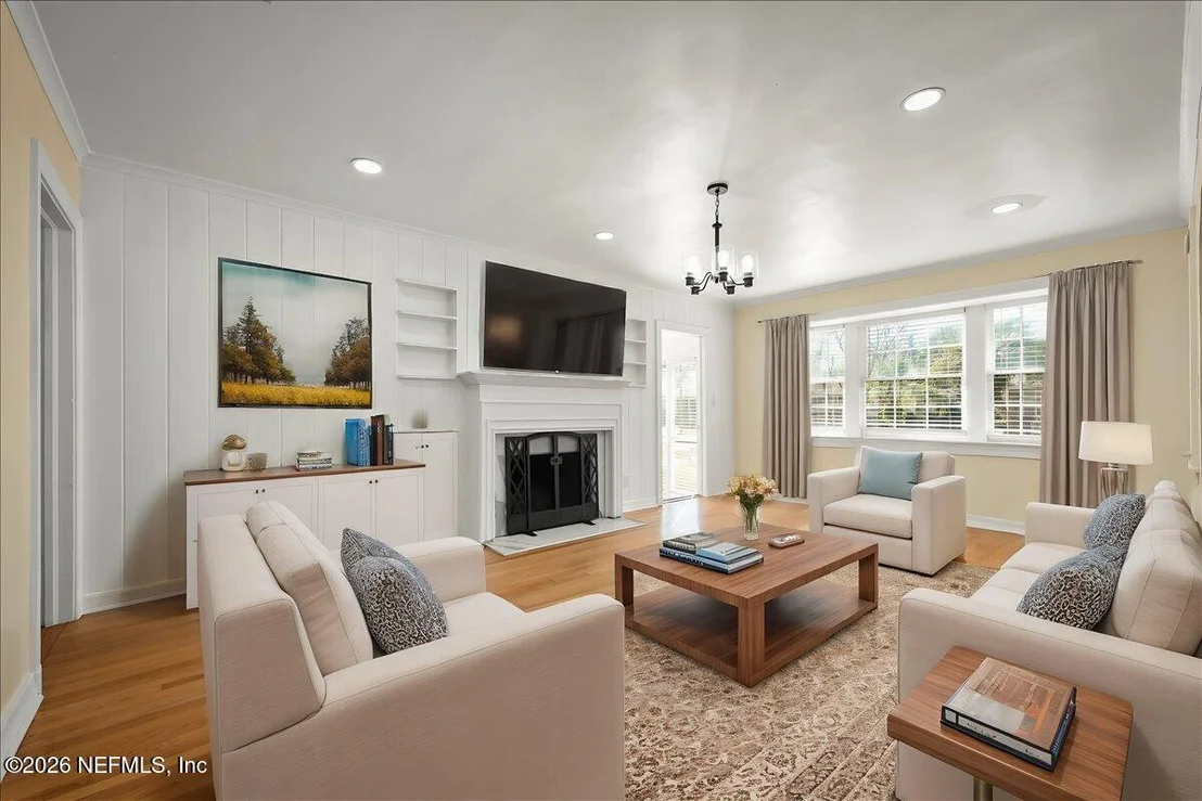 Photo of 1639 PARRISH Place
