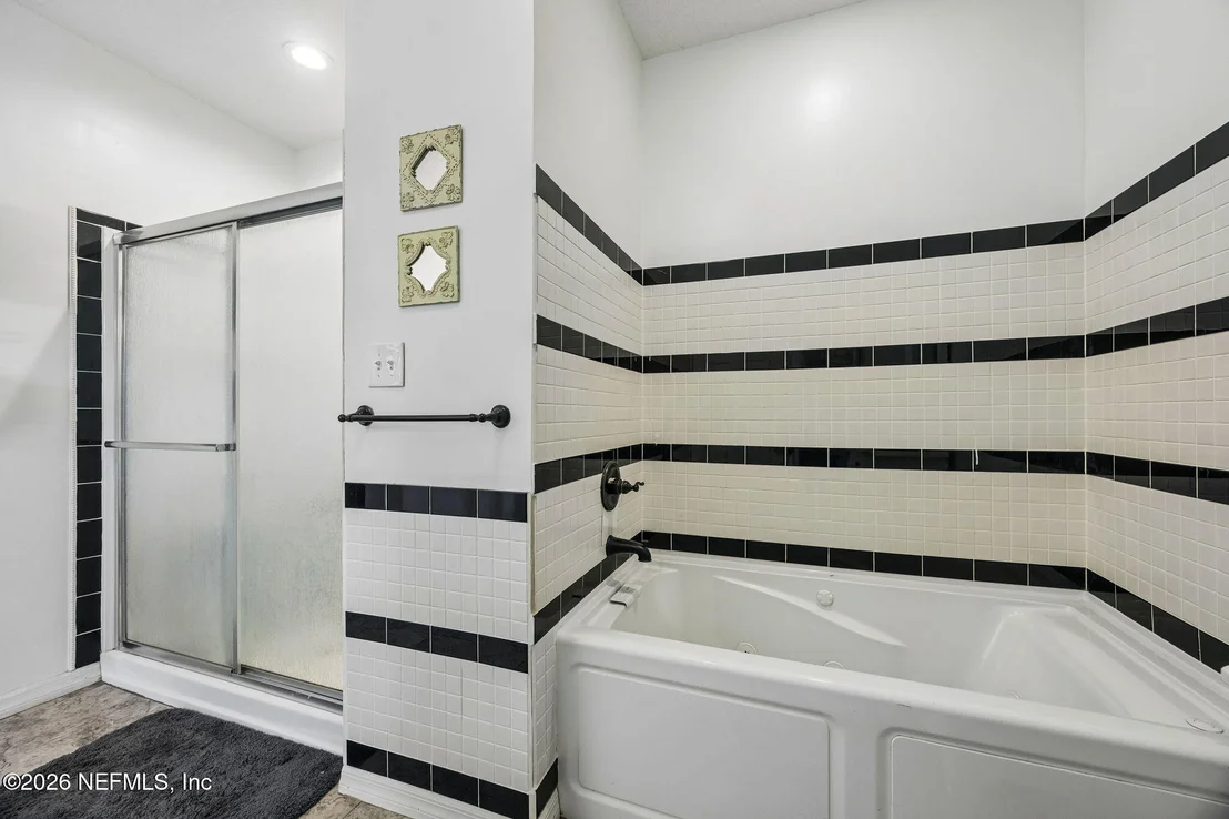 Photo of 45144 MUSSLEWHITE Road