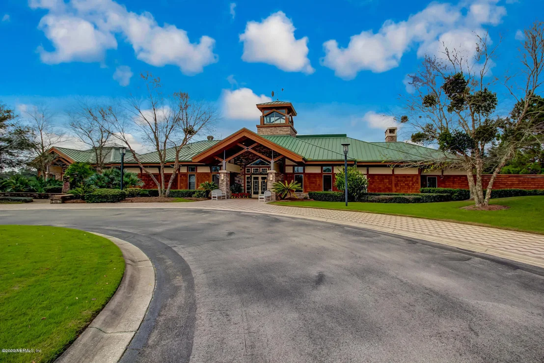 Photo of 2017 CROWN Drive