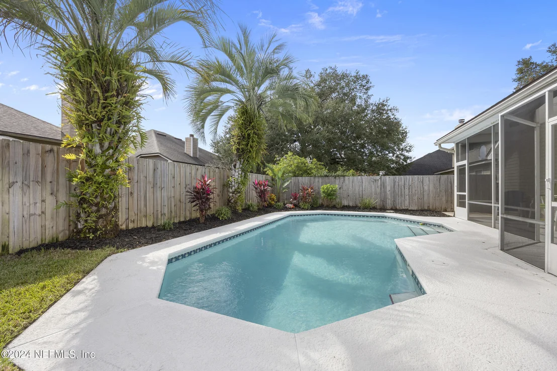 Photo of 5536 DOVER CREST Lane