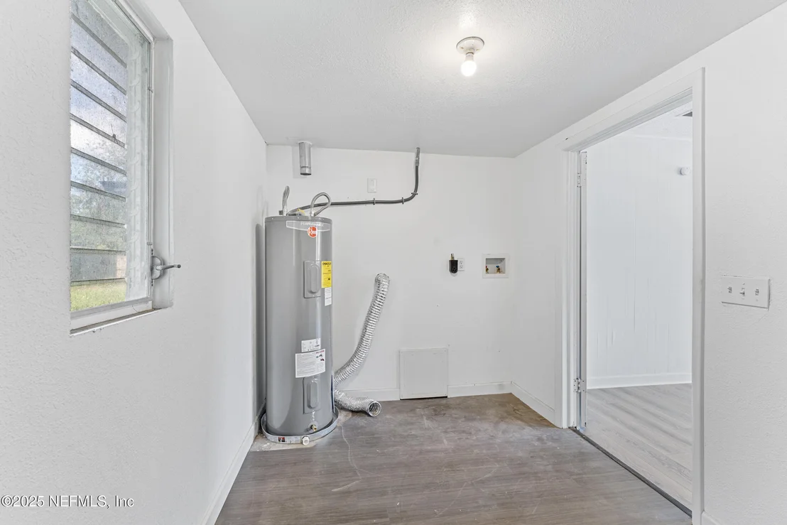 Photo of 2626 LEONID Road