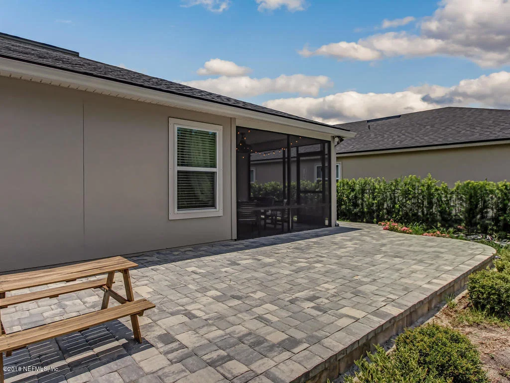 Photo of 671 GLENDALE Lane