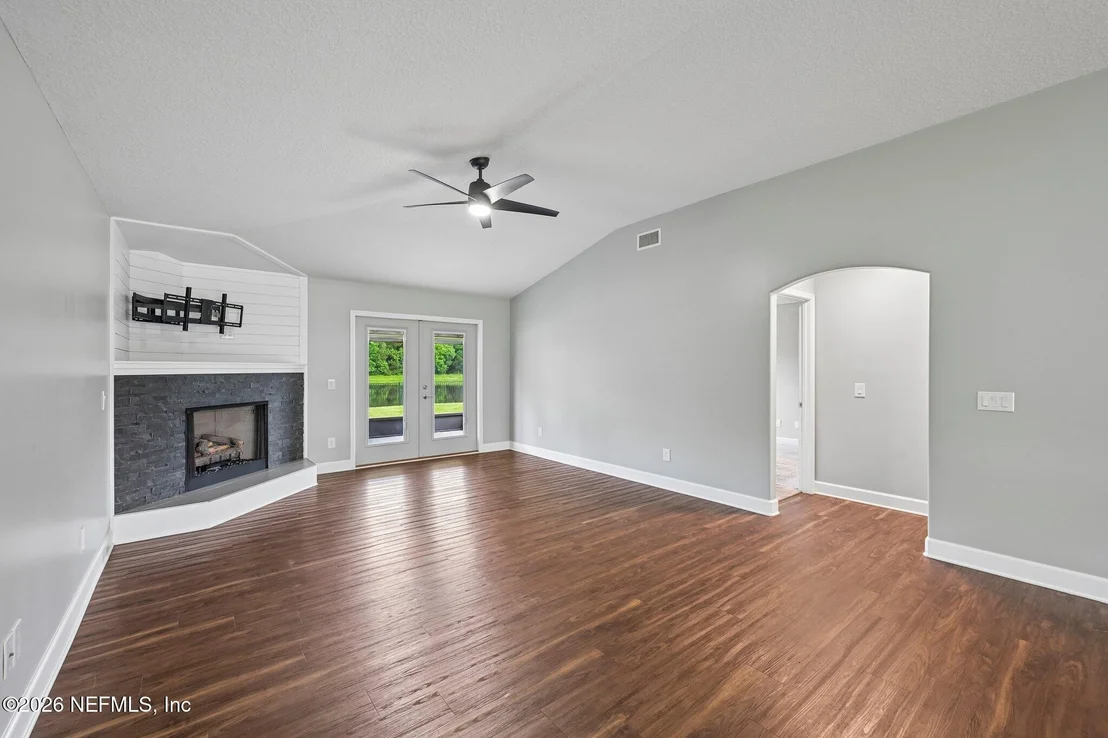 Photo of 51065 BLOOMINGTON Way