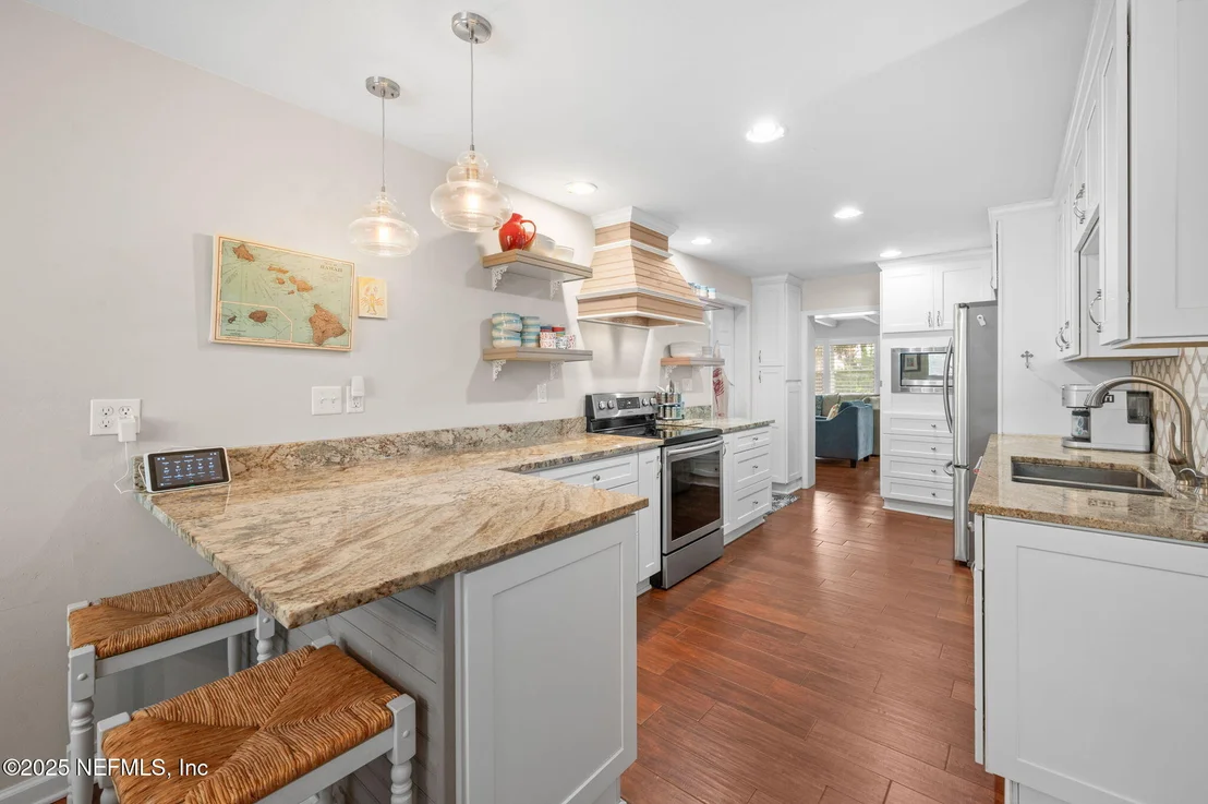 Photo of 5454 2ND Street