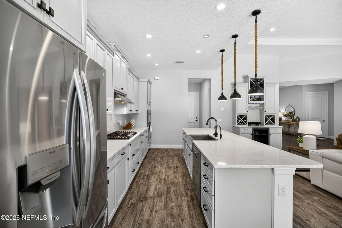 Photo of 215 FRESHWATER Drive