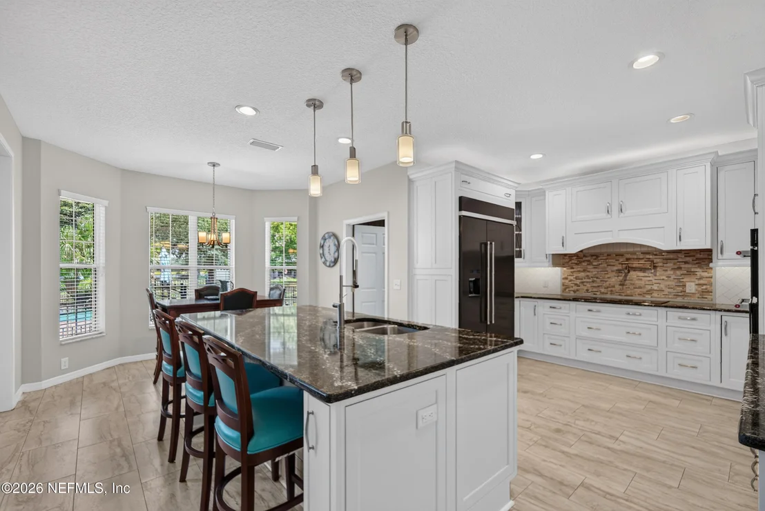 Photo of 1045 CEDAR BAY Road